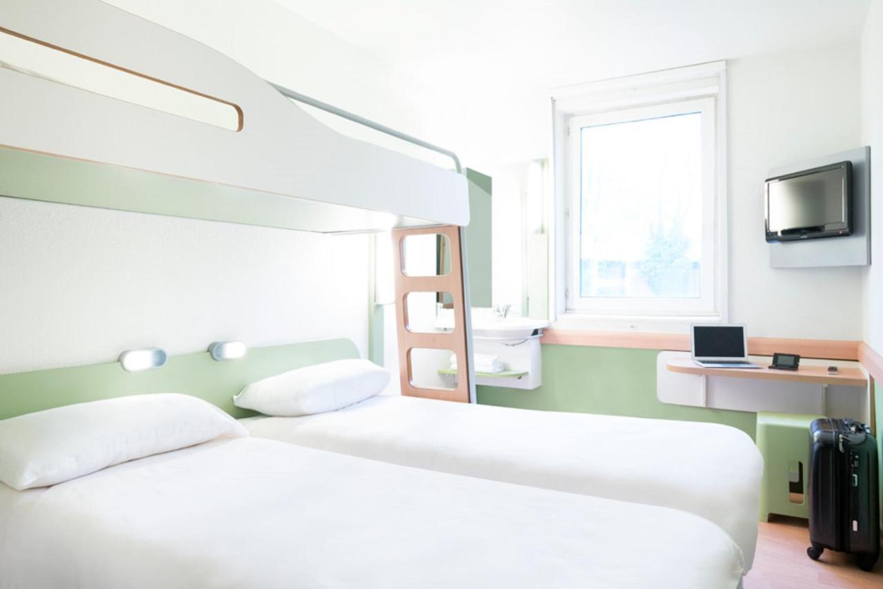 Ibis Budget Poitiers Nord Futuroscope Шасней дю Пуату Екстериор снимка
