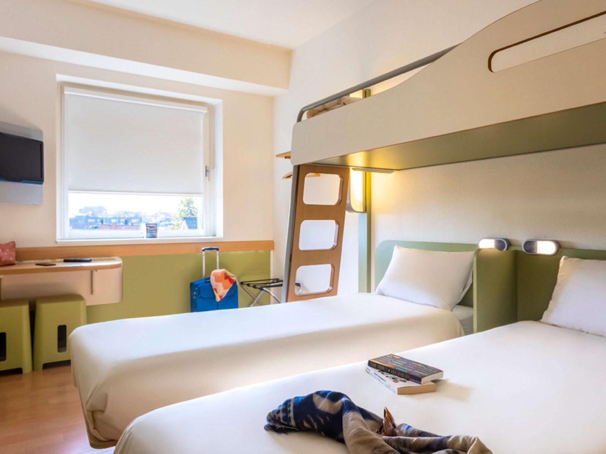 Ibis Budget Poitiers Nord Futuroscope Шасней дю Пуату Екстериор снимка