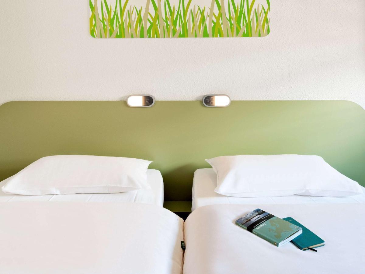 Ibis Budget Poitiers Nord Futuroscope Шасней дю Пуату Екстериор снимка